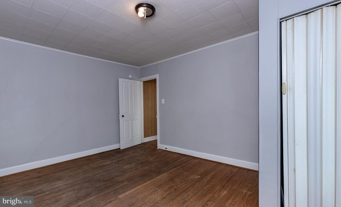 521 2nd Street photo 39