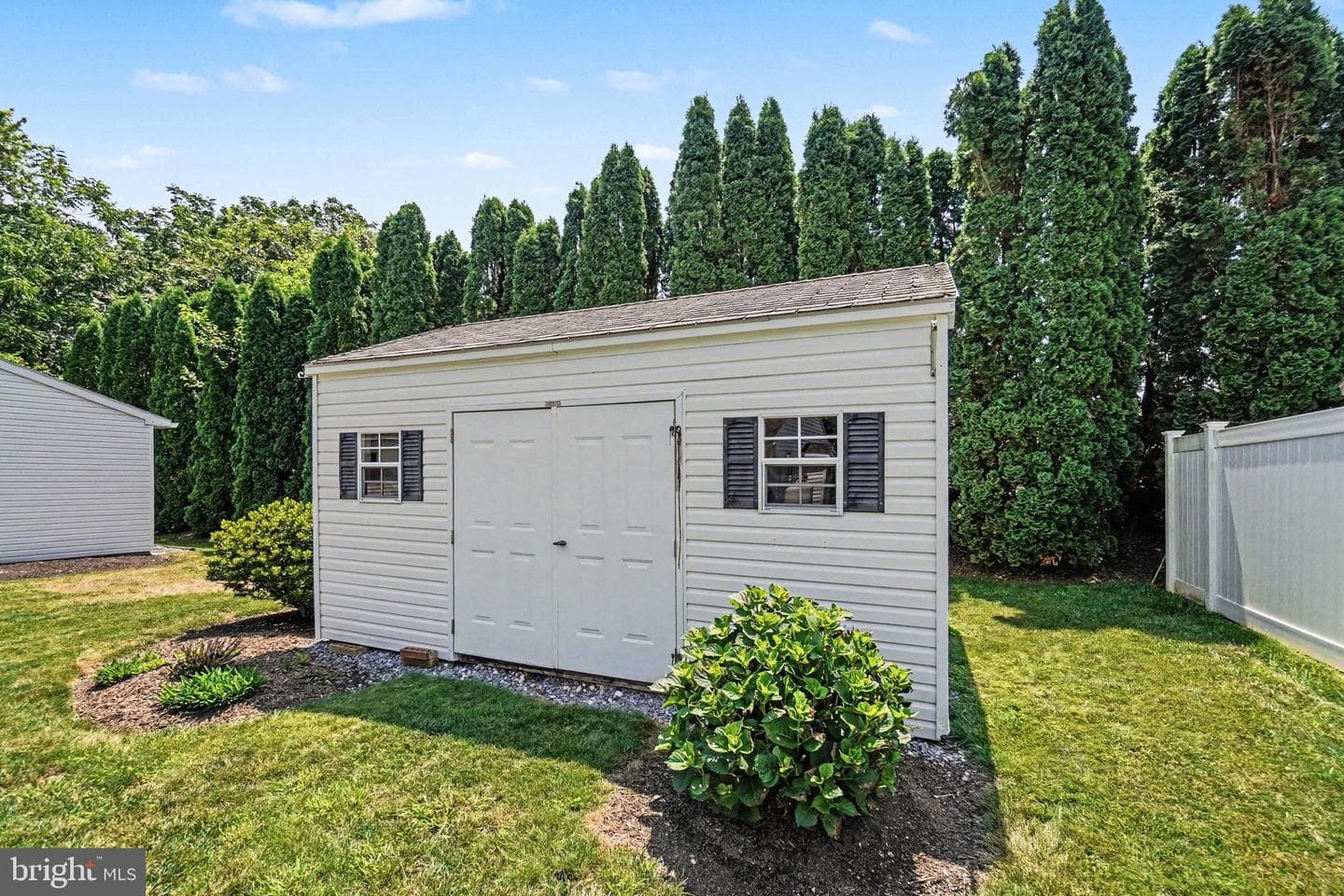 302 Robin Road photo 21