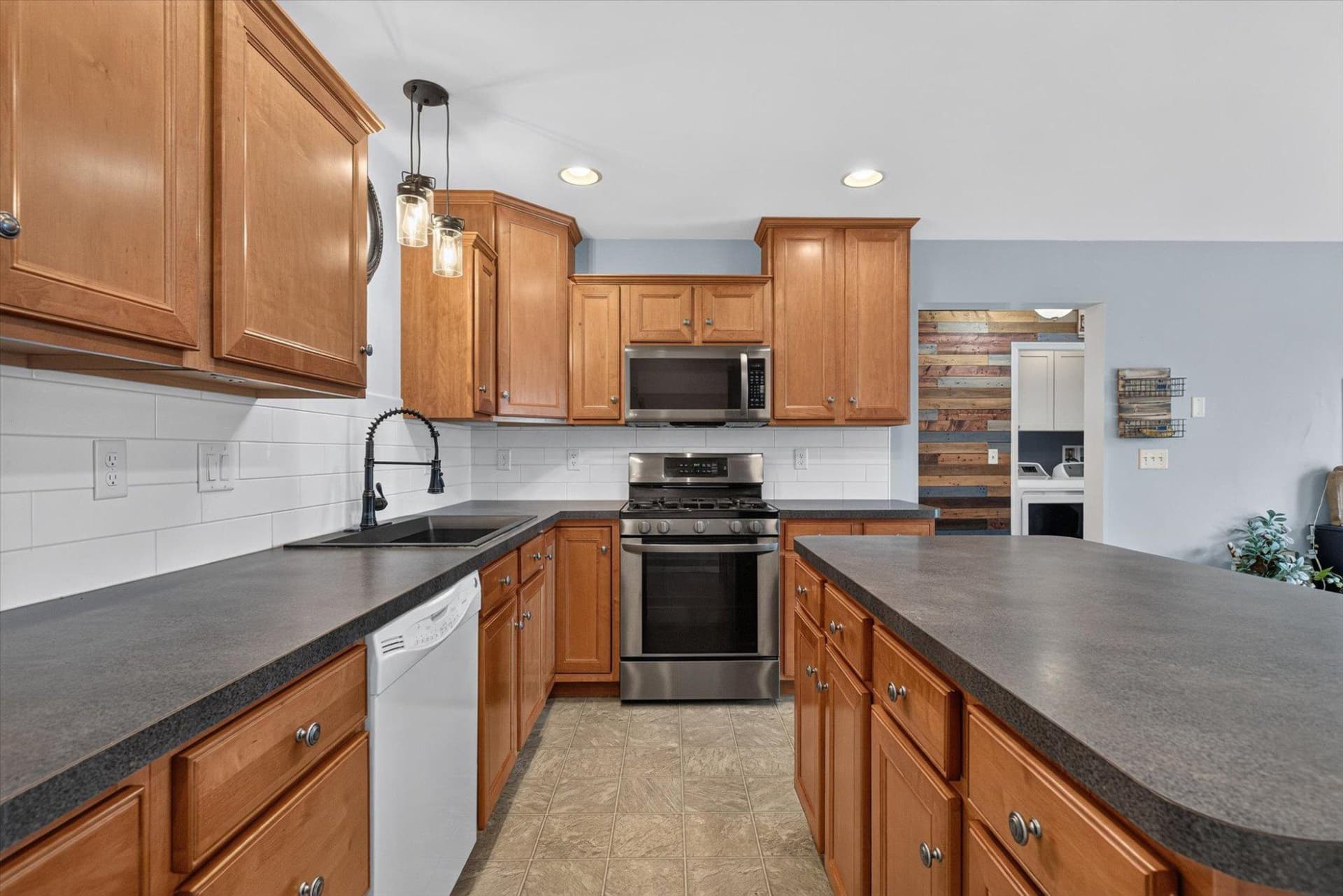 1931 Preserve Lane photo 13