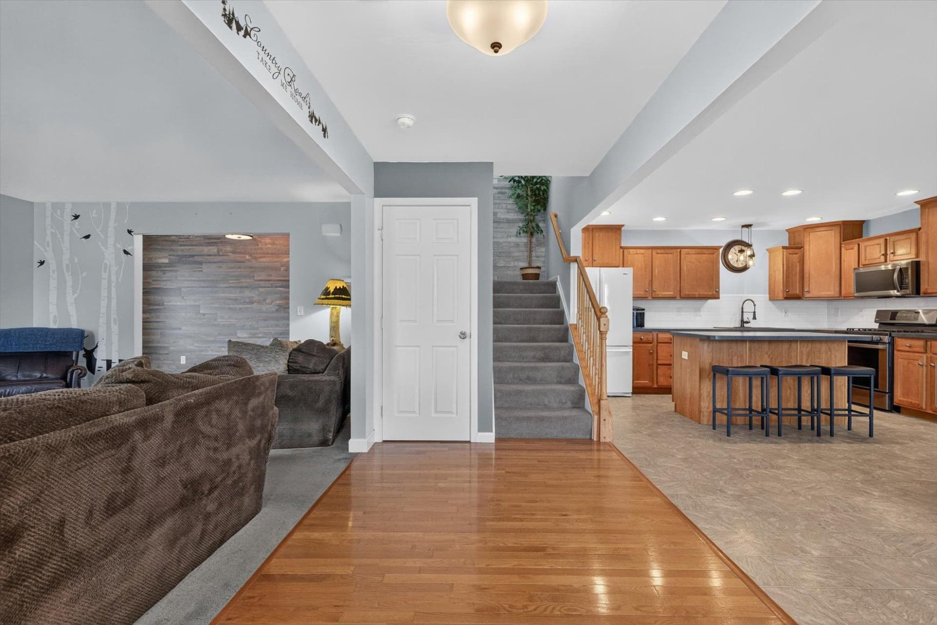 1931 Preserve Lane photo 6