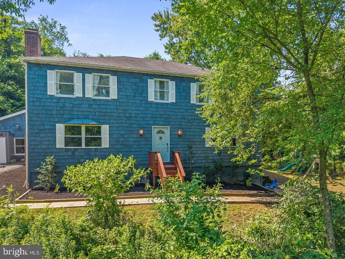 4317 Winthrop Drive, Harrisburg