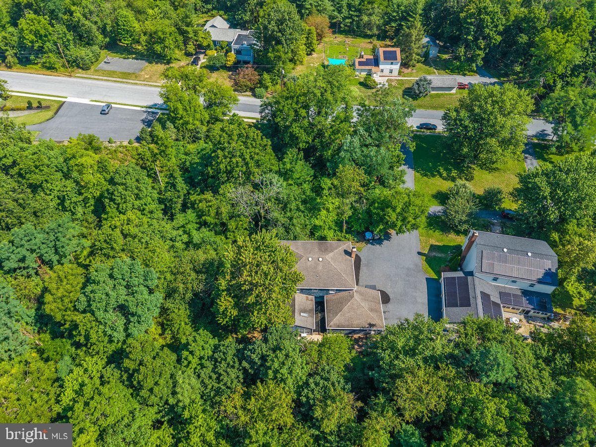 4317 Winthrop Drive photo 38