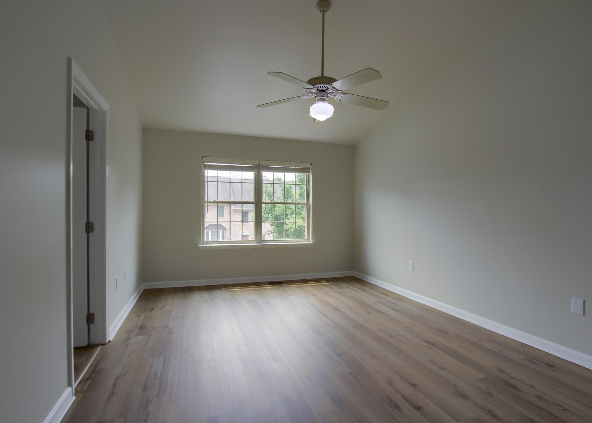 630 Glenbrook Drive photo 13