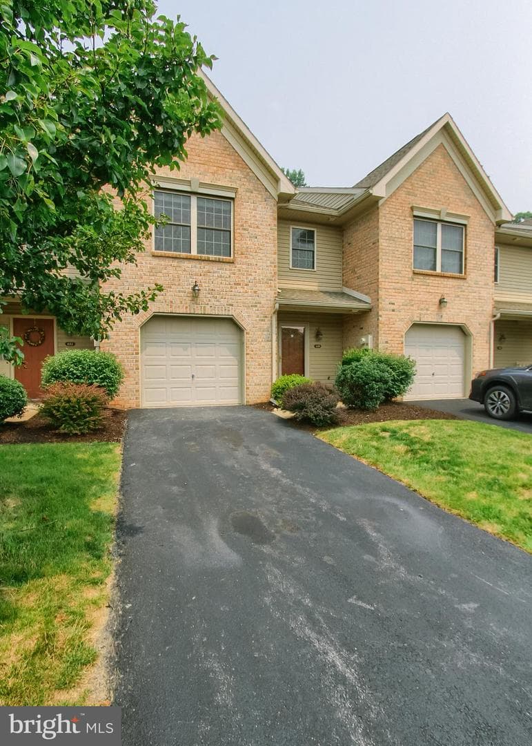 630 Glenbrook Drive photo 3