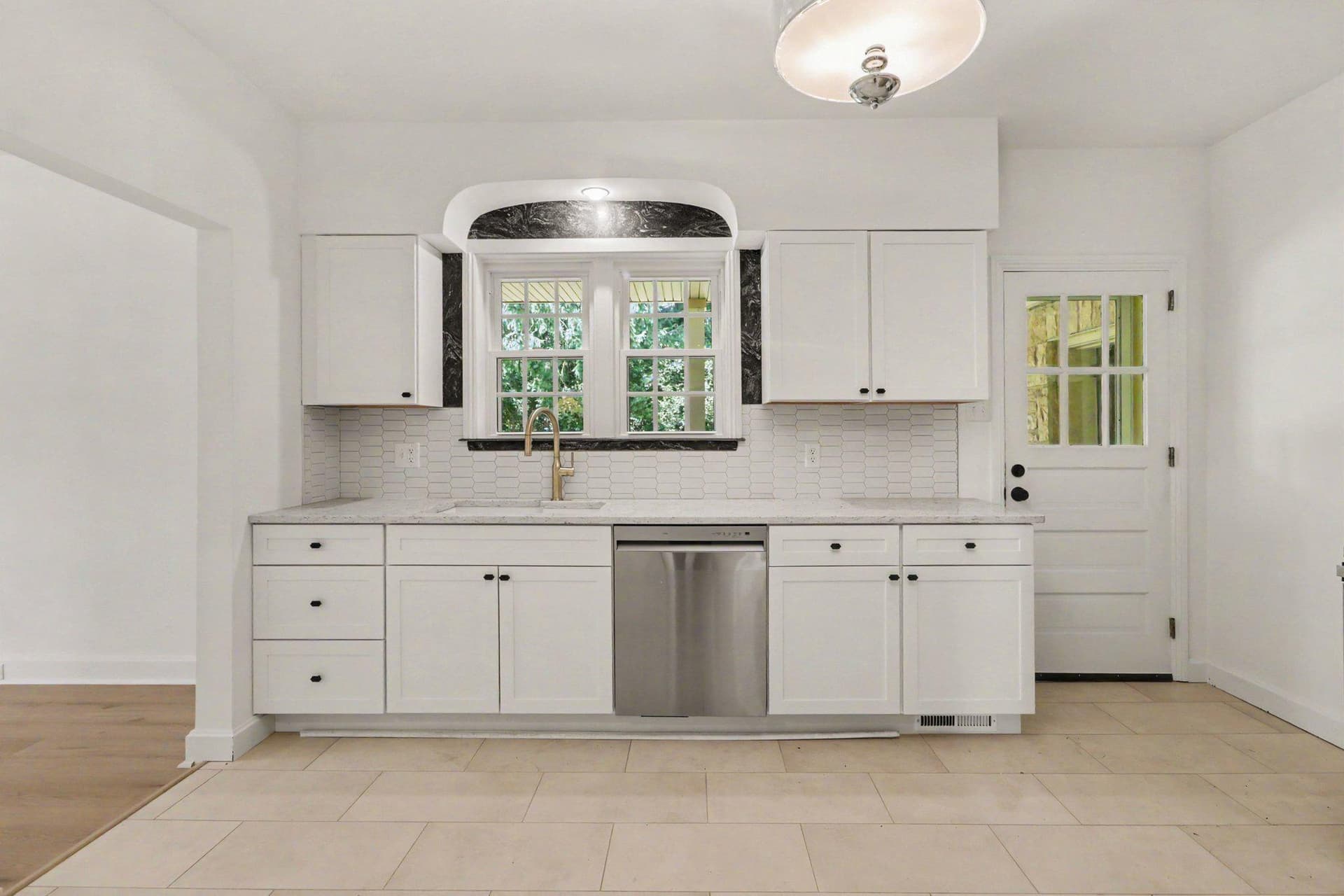 3614 Cloverfield Road photo 9