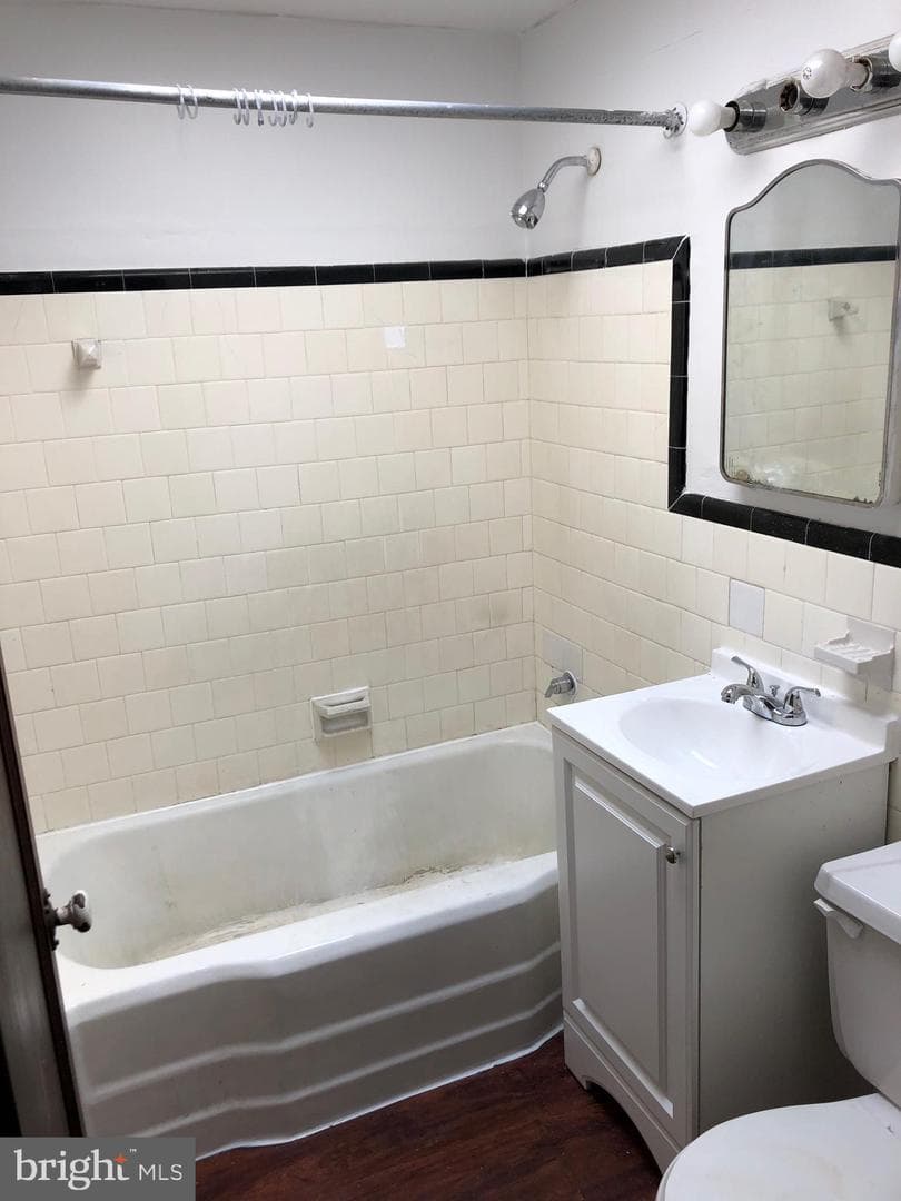 2204 Berryhill Street photo 22