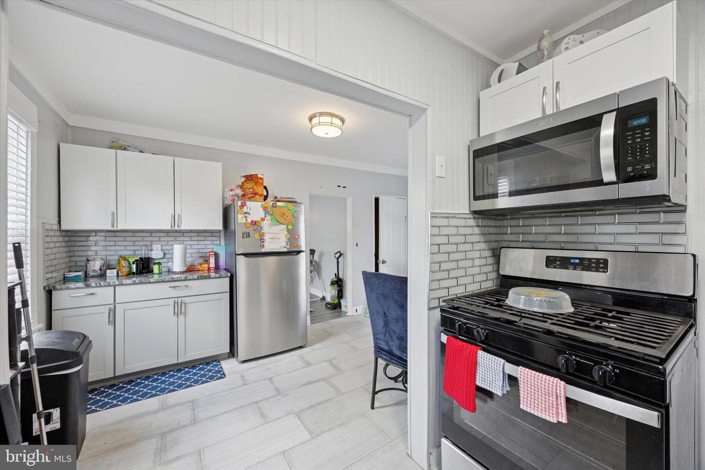 137 Elder Ave photo 7