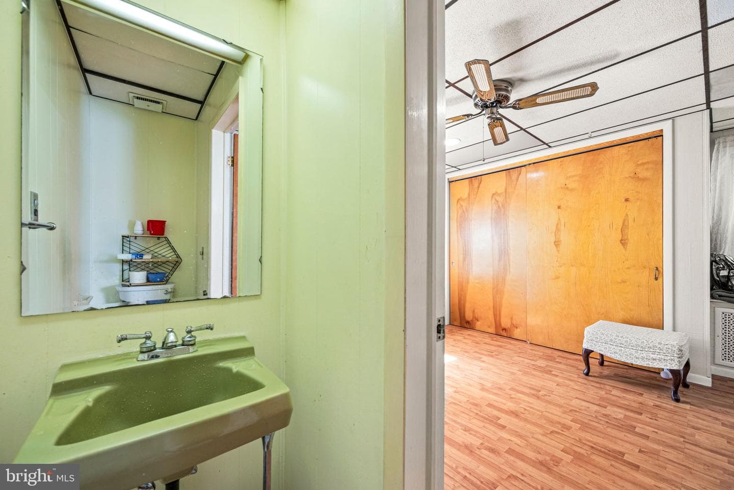 4400 School Lane photo 12