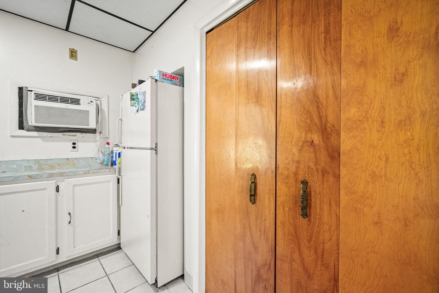 4400 School Lane photo 15