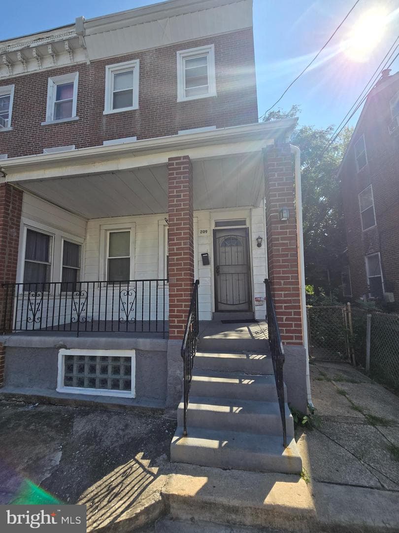 209 S 5th Street photo 25