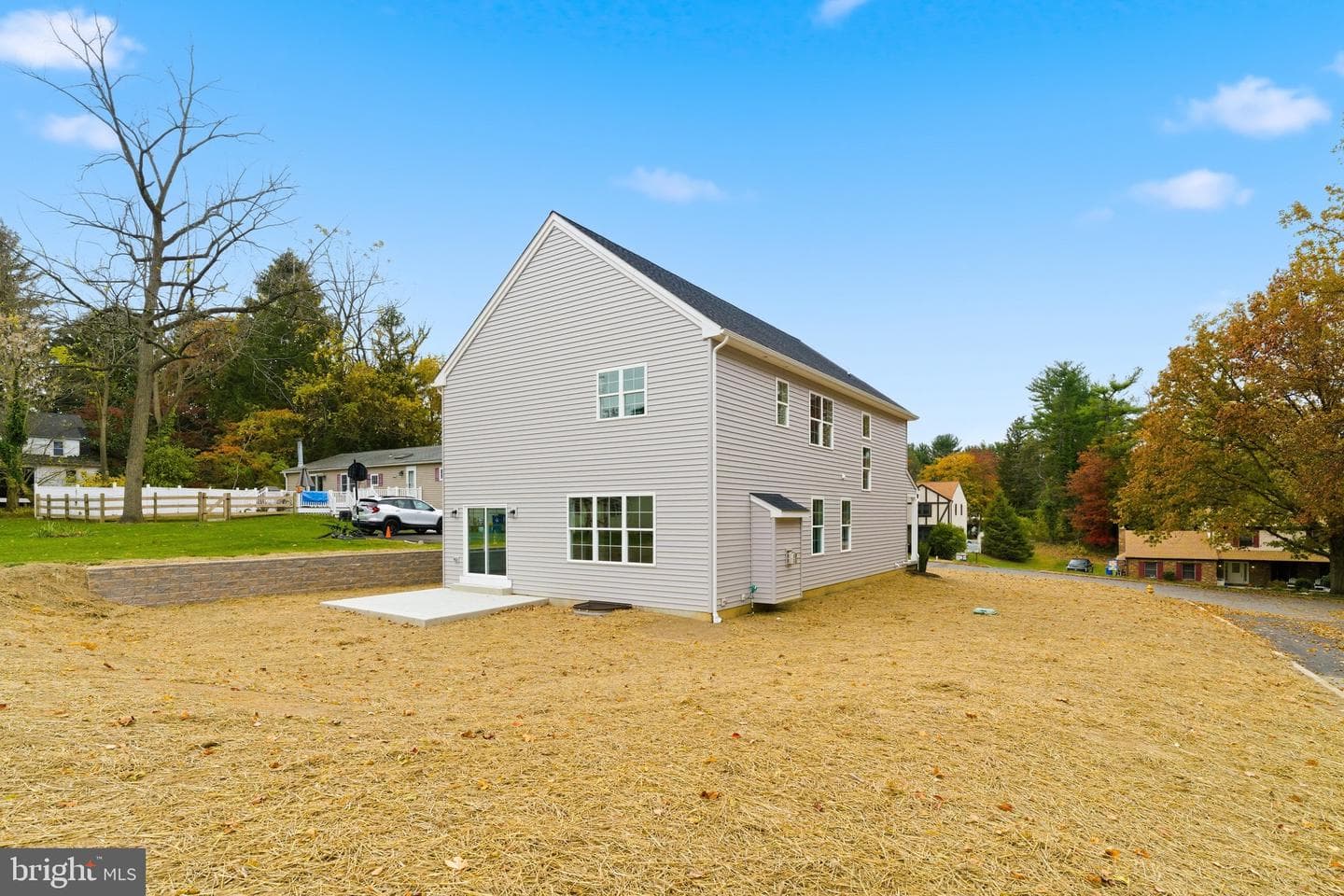 12 Claremont Boulevard photo 49