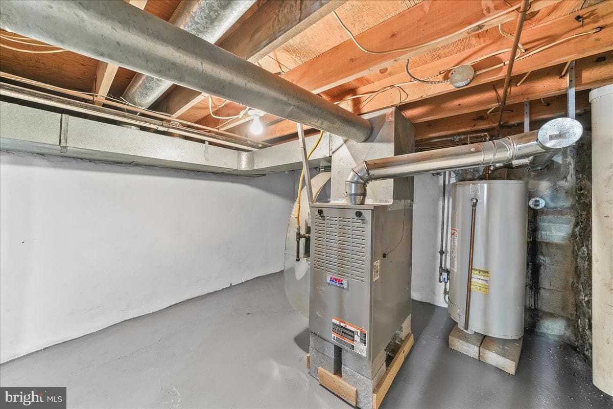4518 Post Road photo 21