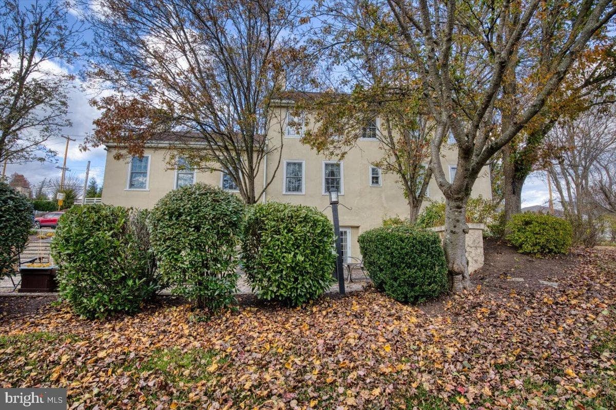 125 Joe Delgrosso Drive photo 8
