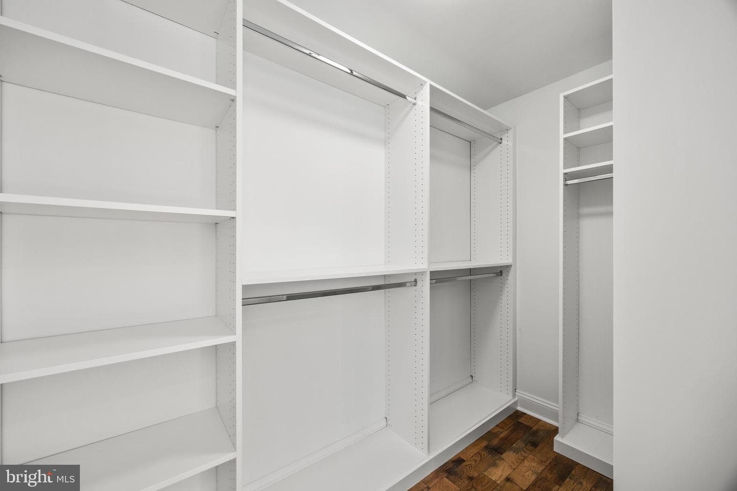 611 Summer Street photo 20