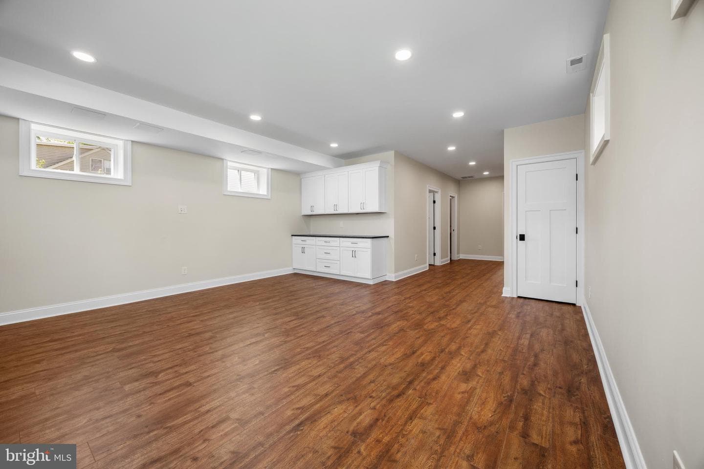 611 Summer Street photo 47