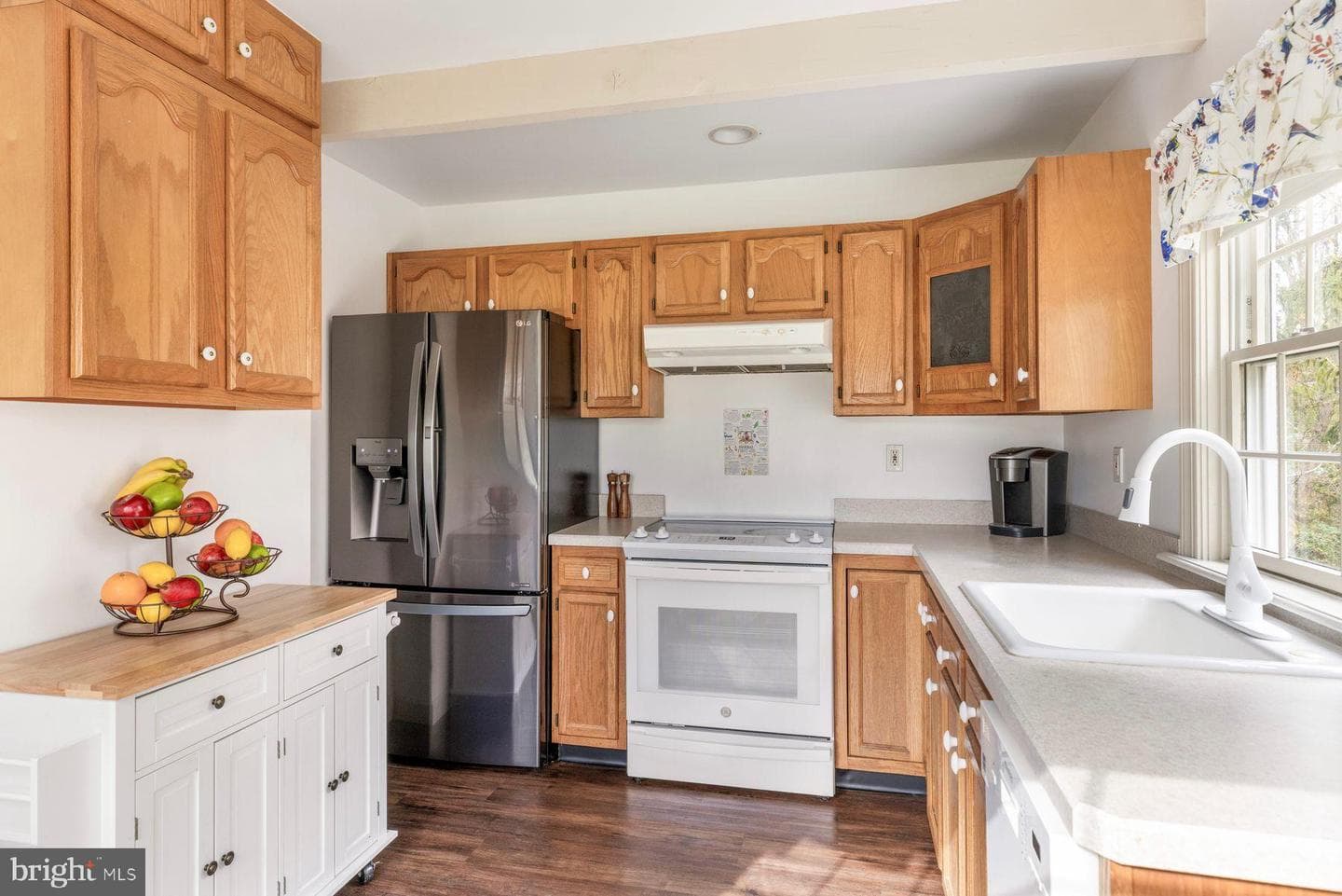 1554 Meadow Lane photo 49
