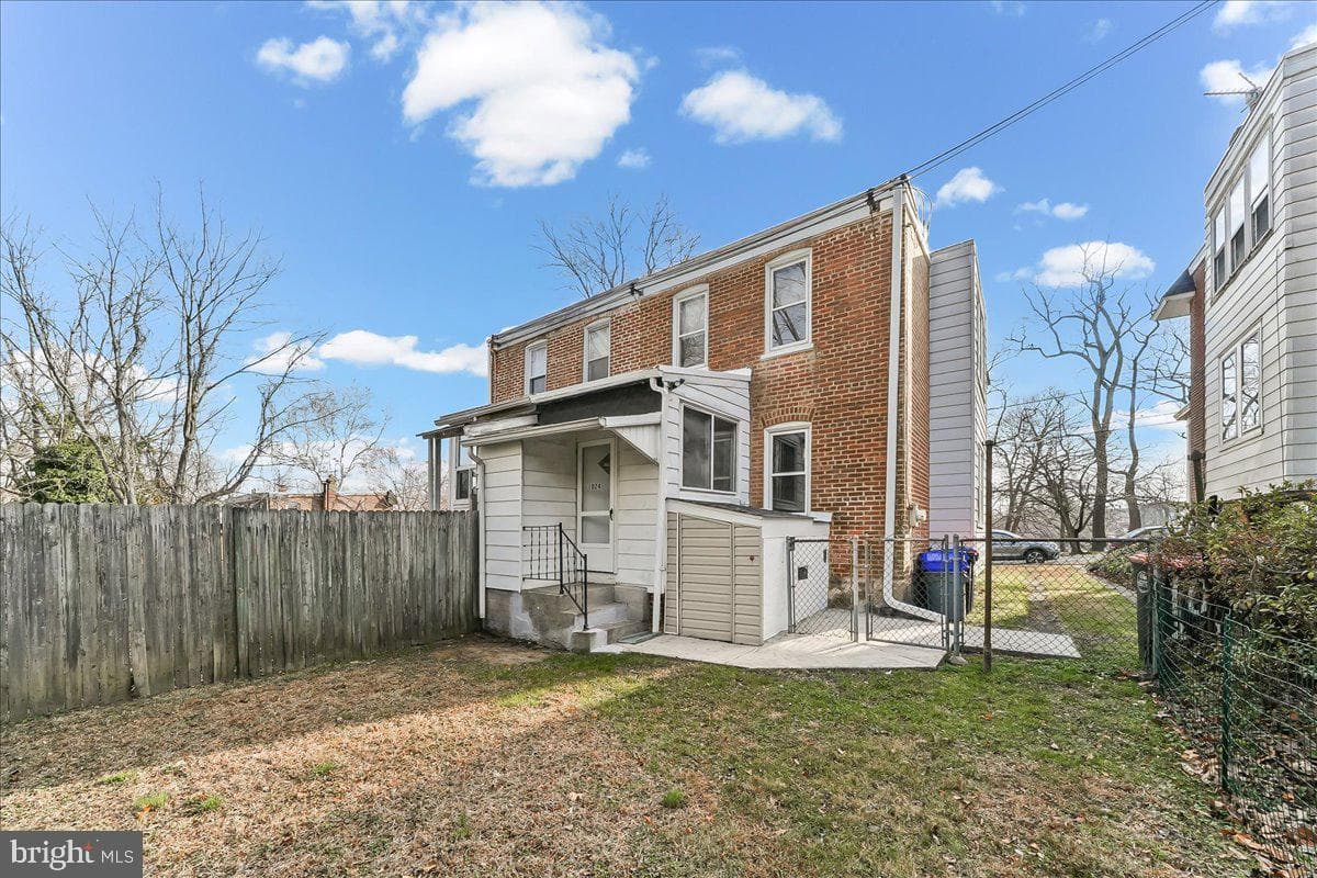 1024 E 18th Street photo 26