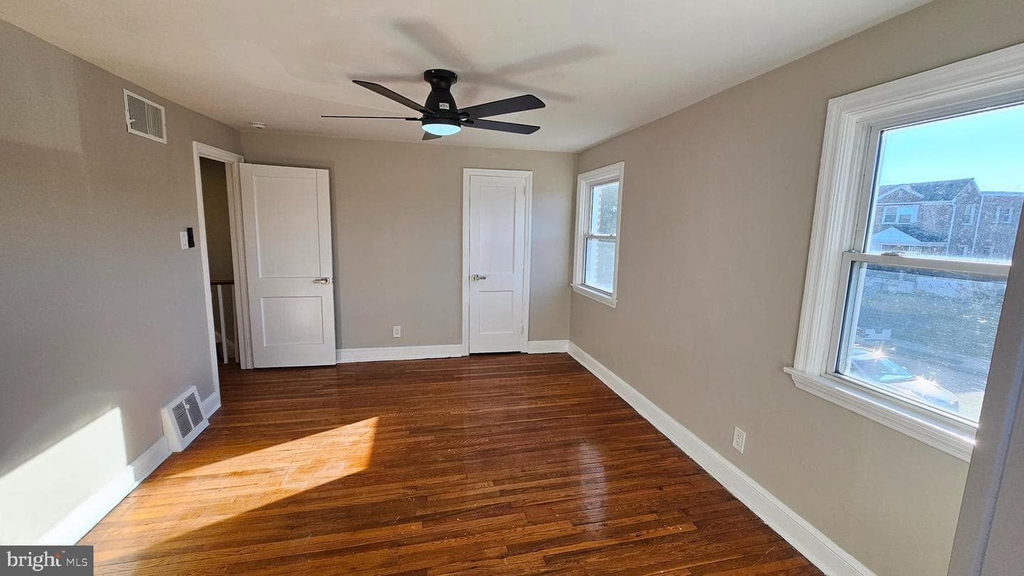 825 Laurel Road photo 20