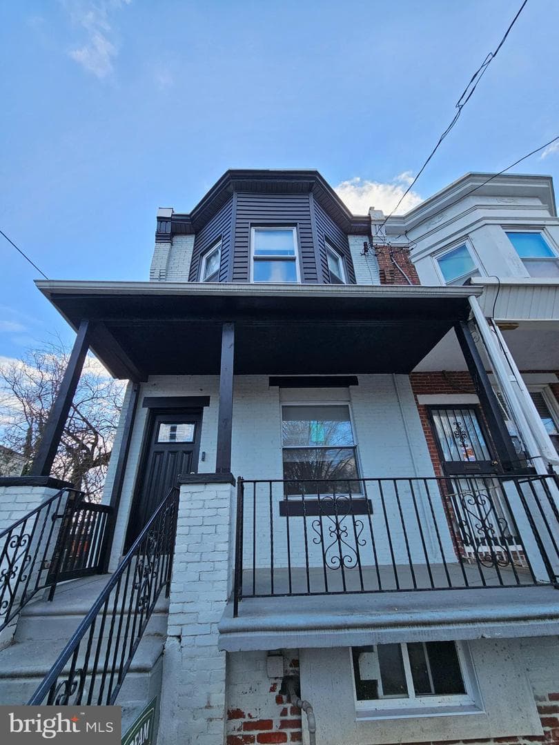 232 Marks Avenue