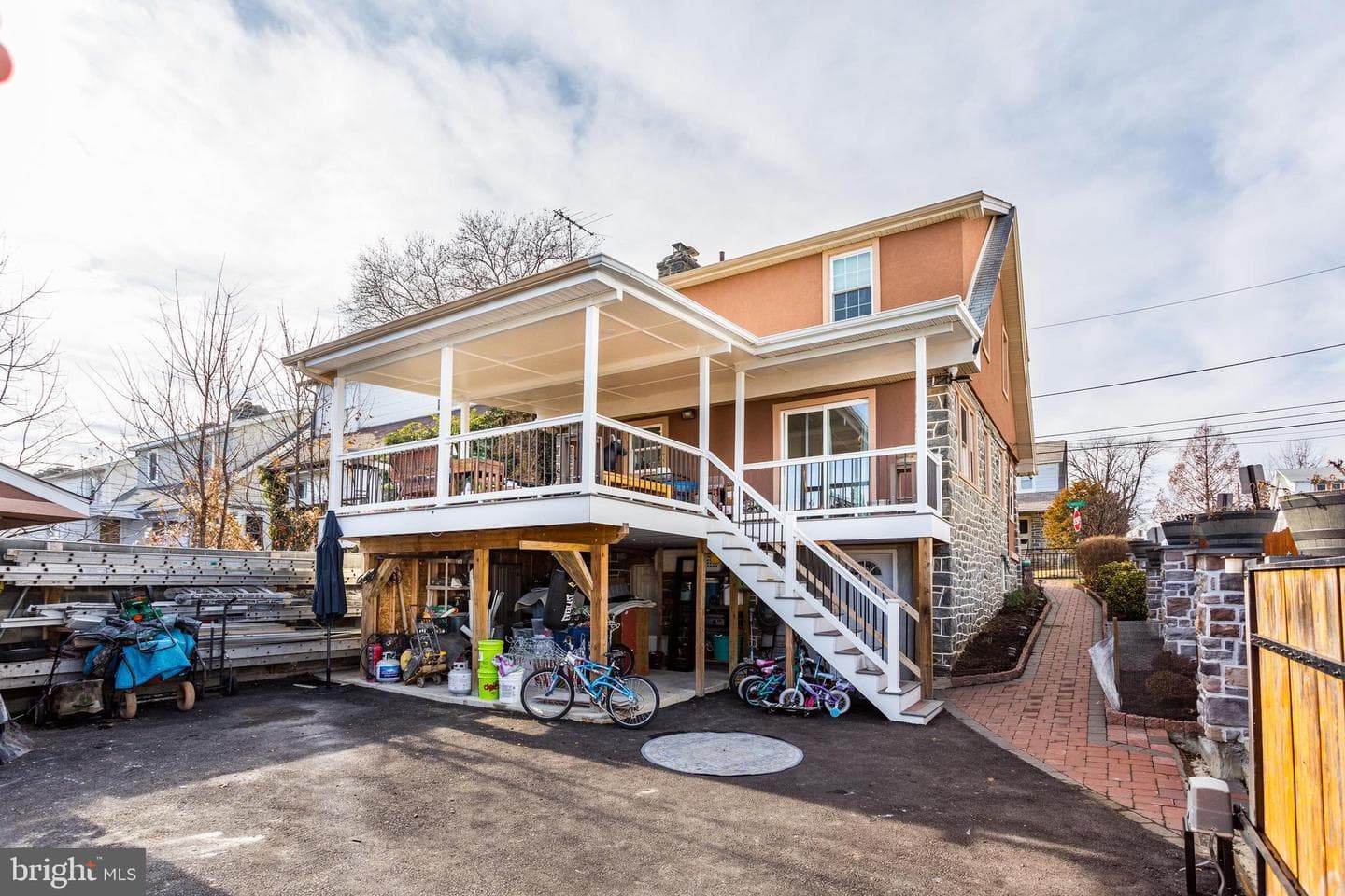 15 Kenmore Road photo 36