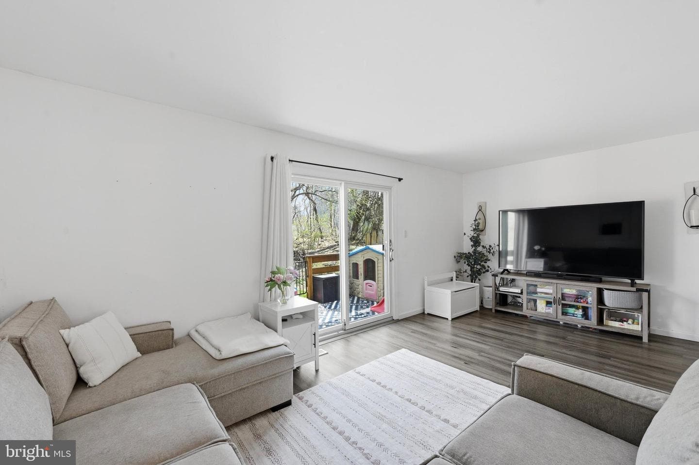 29 Cabot Court photo 17