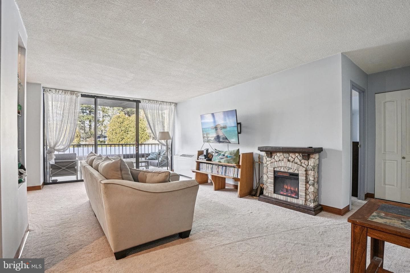801 Yale Avenue #628 photo 6