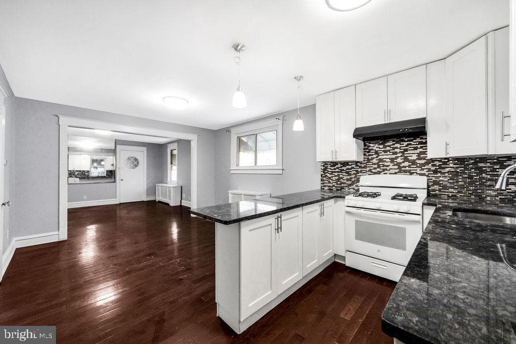 213 Heather Road photo 14