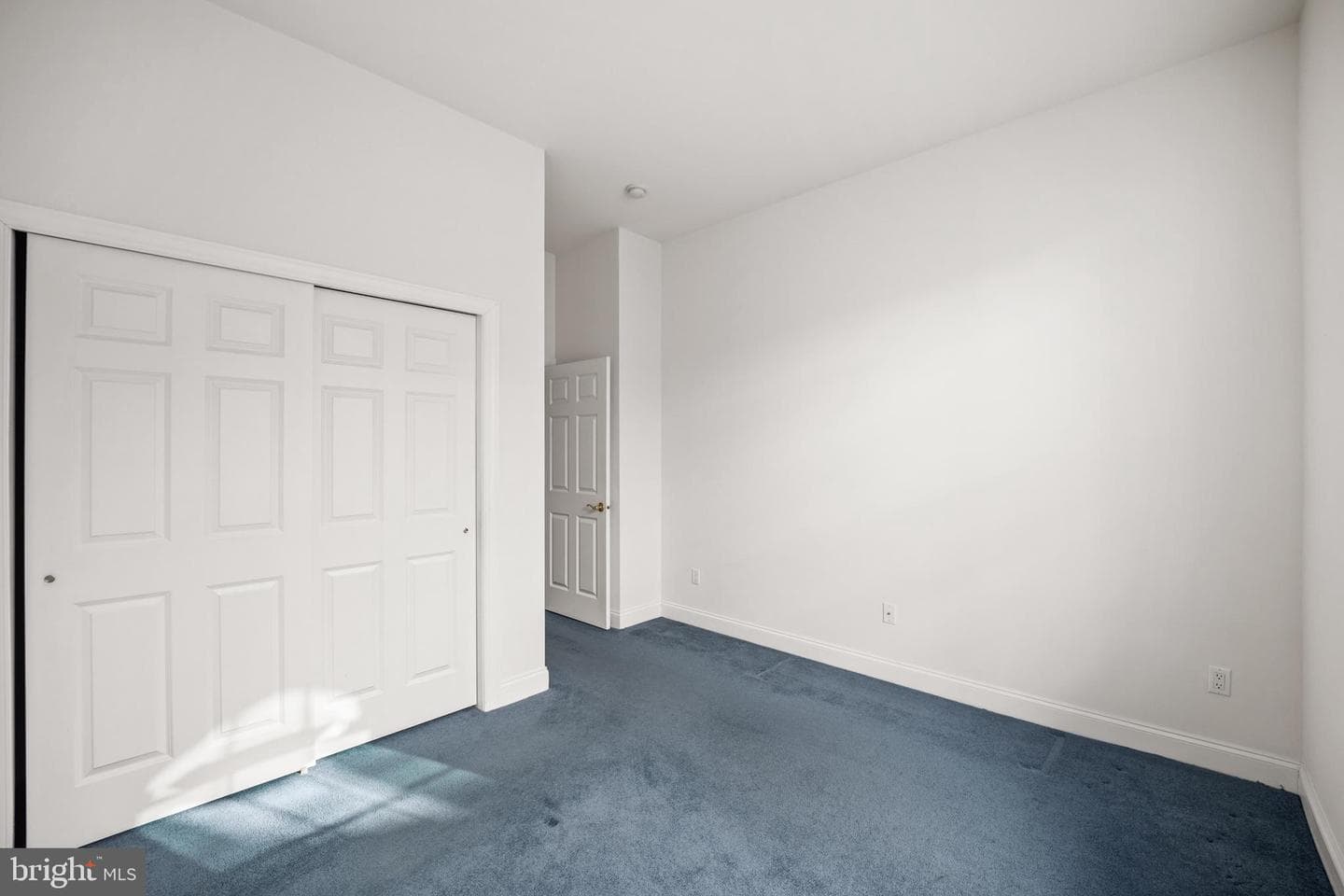 8 Cassin Hill Road photo 15