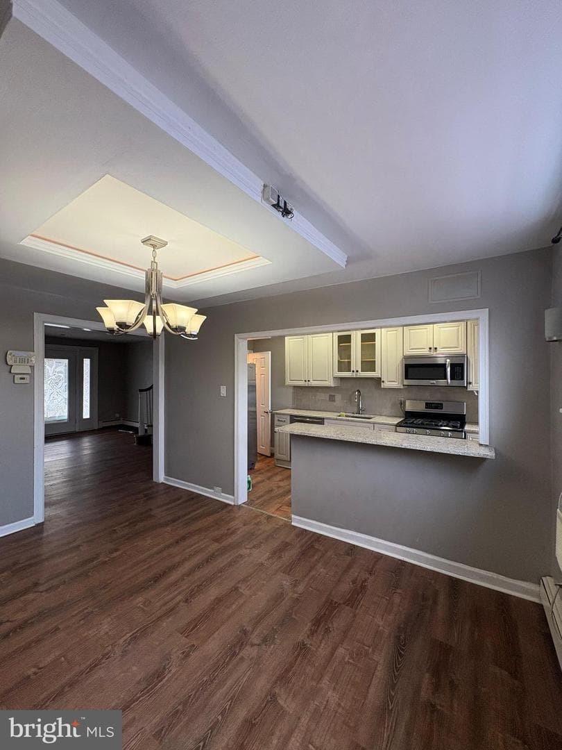 210 Wabash Avenue photo 4