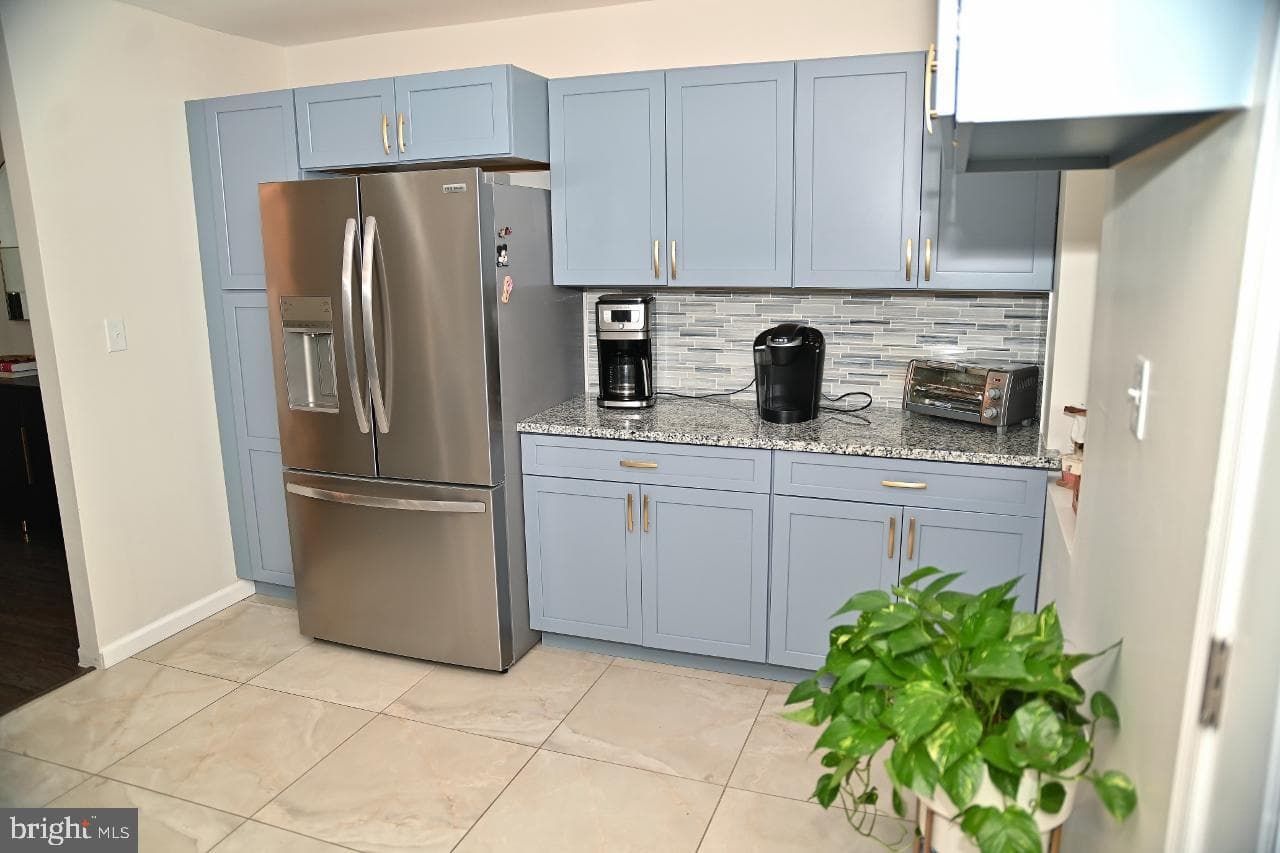 8102 Arlington Avenue photo 13