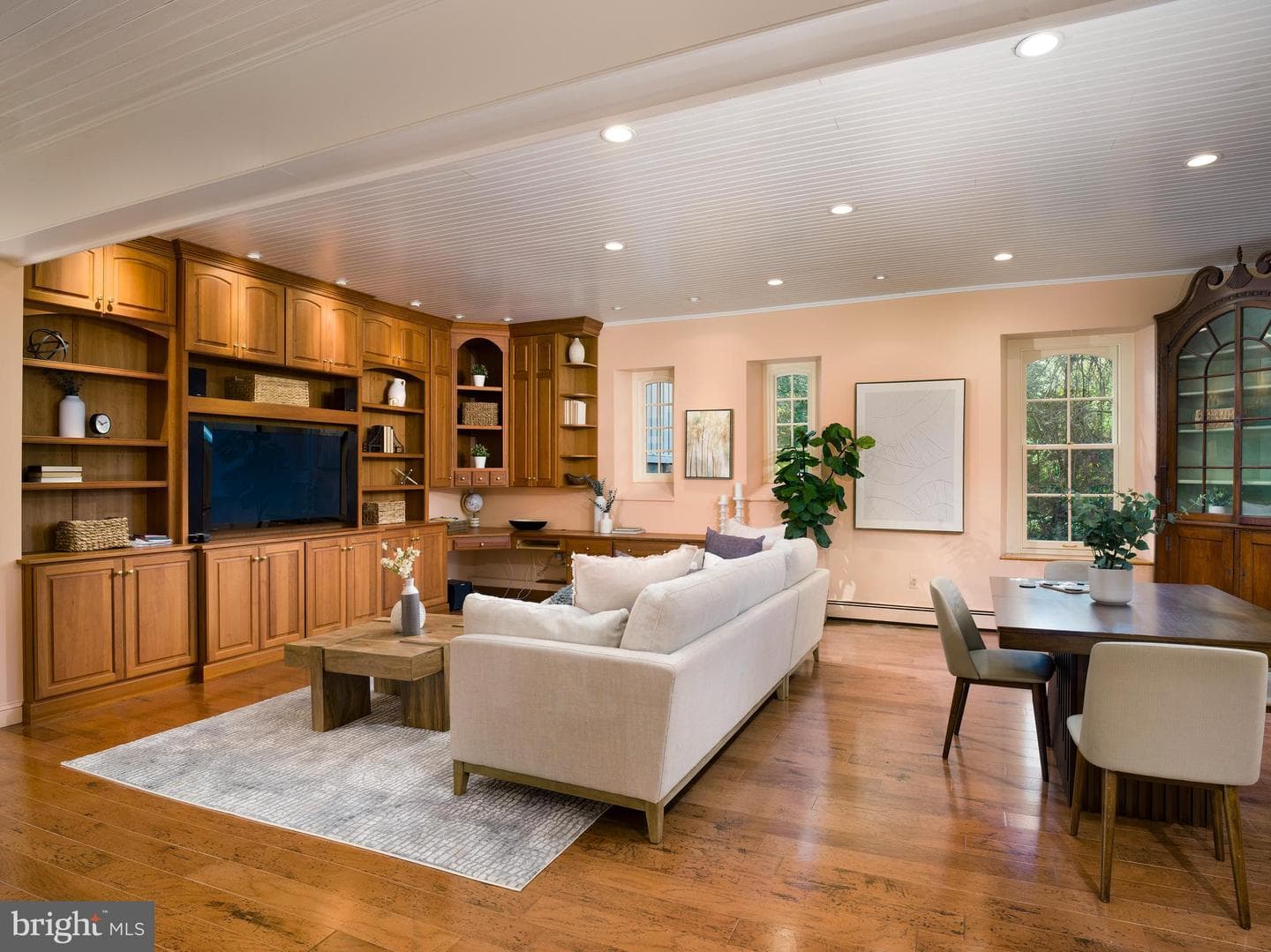 220 Radnor Chester Road photo 5