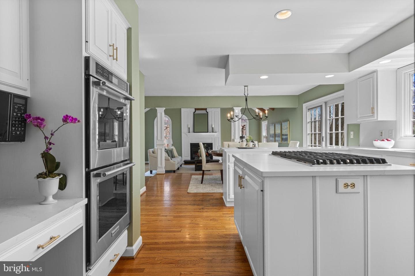 205 Ravenscliff Road photo 20