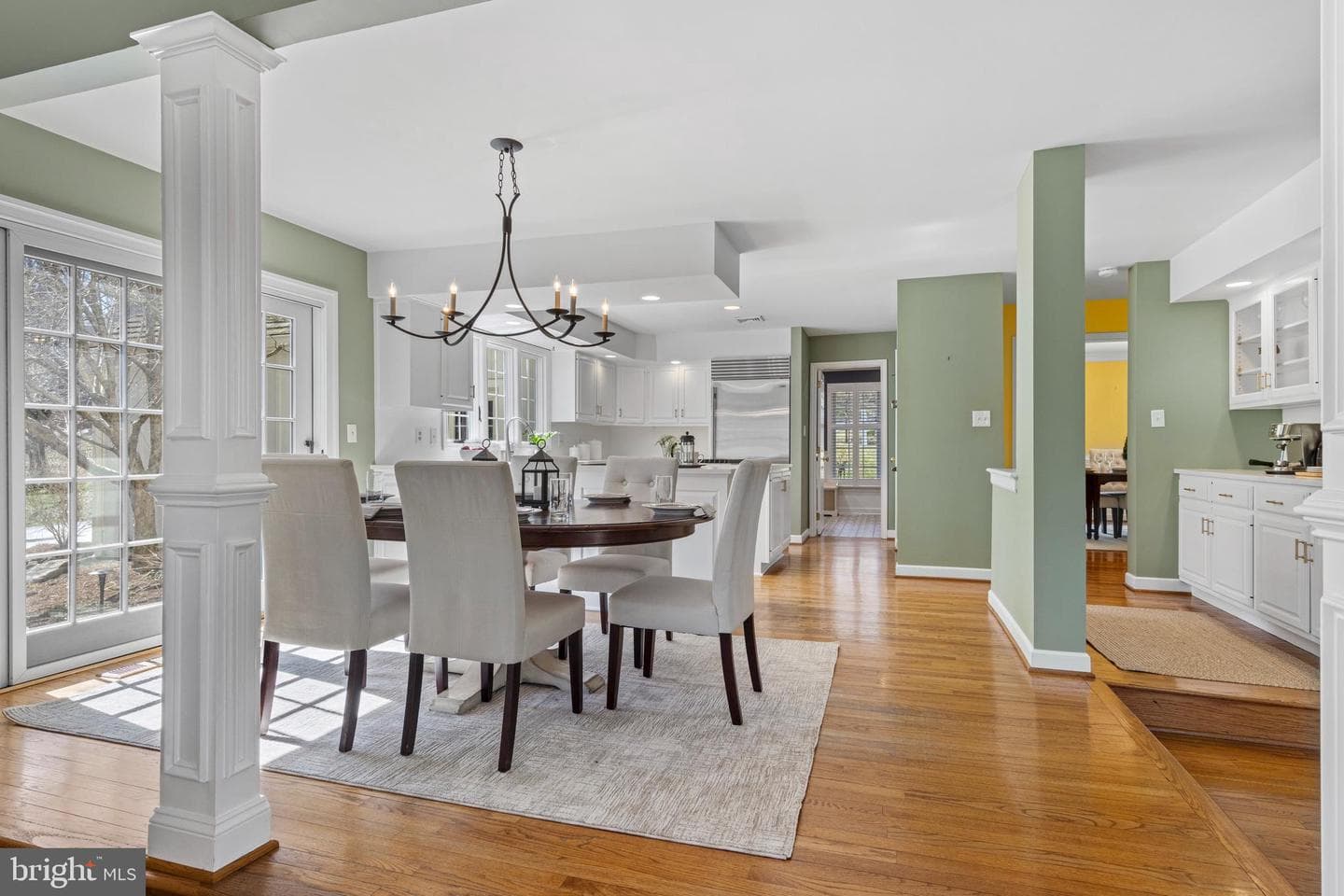 205 Ravenscliff Road photo 24