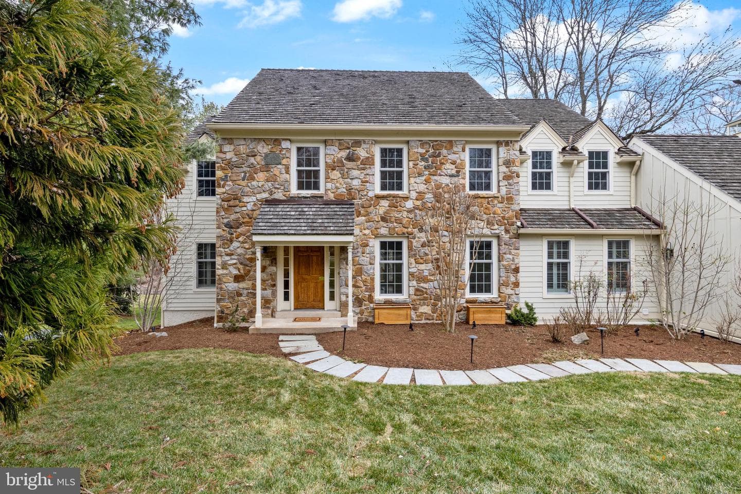 205 Ravenscliff Road photo 7
