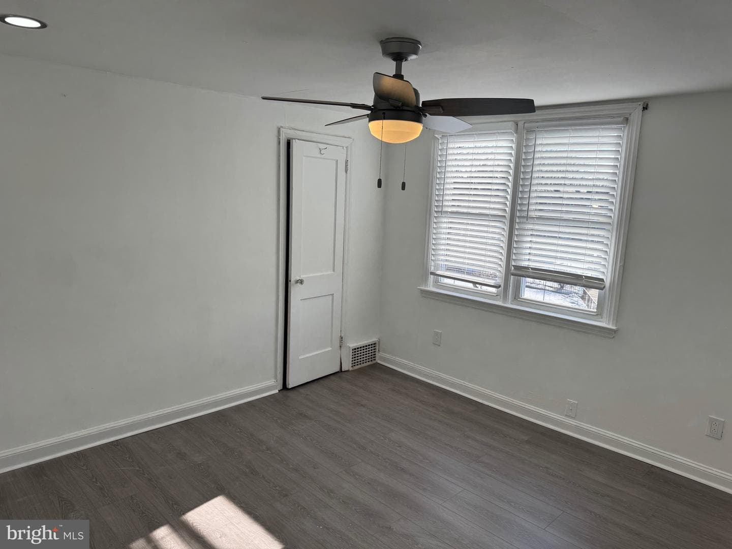 1203 Edgehill Road photo 12