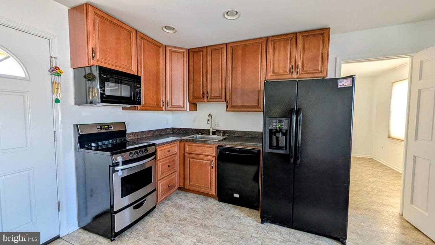 1 W Belair Road photo 24