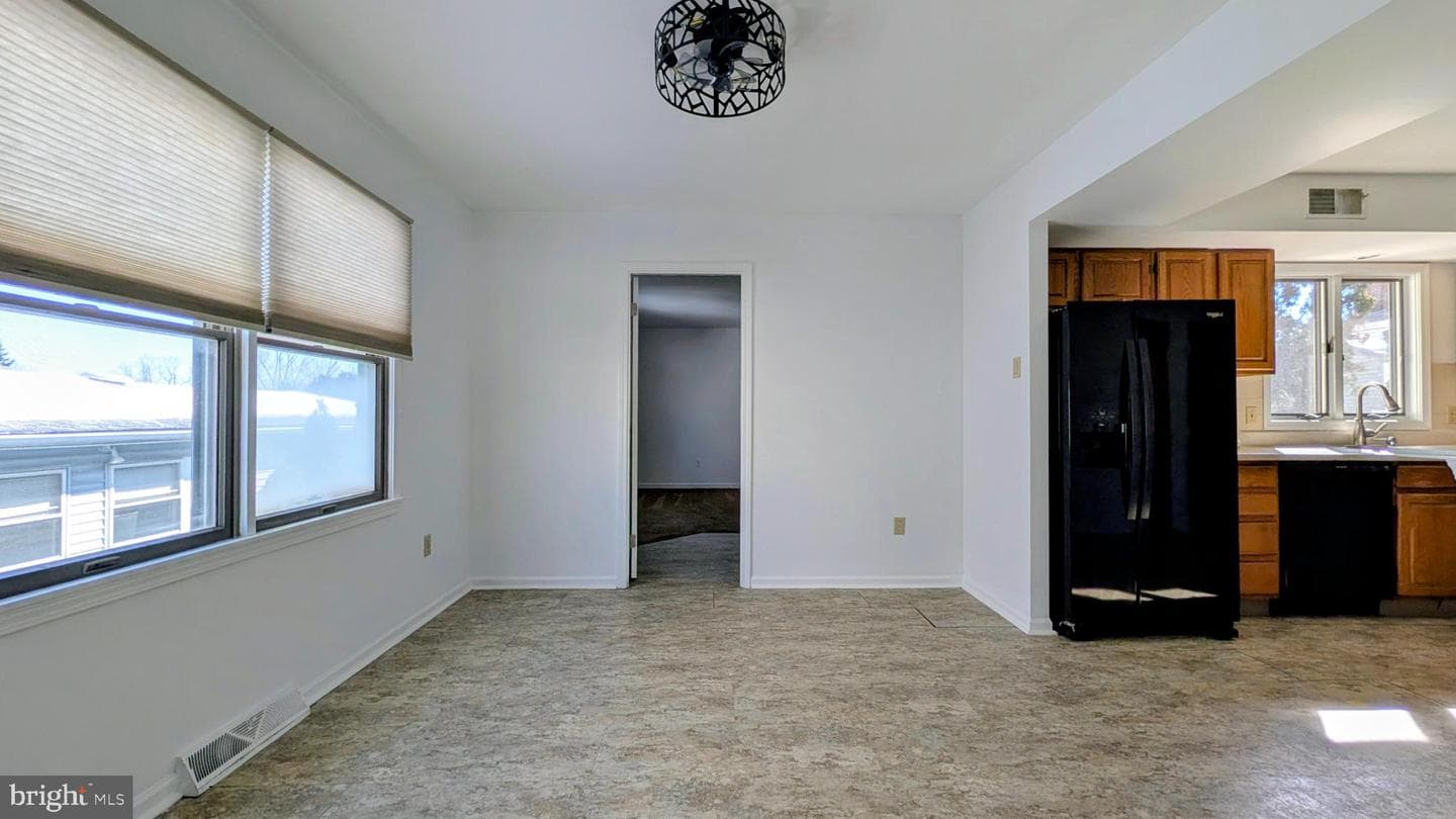 1 W Belair Road photo 9
