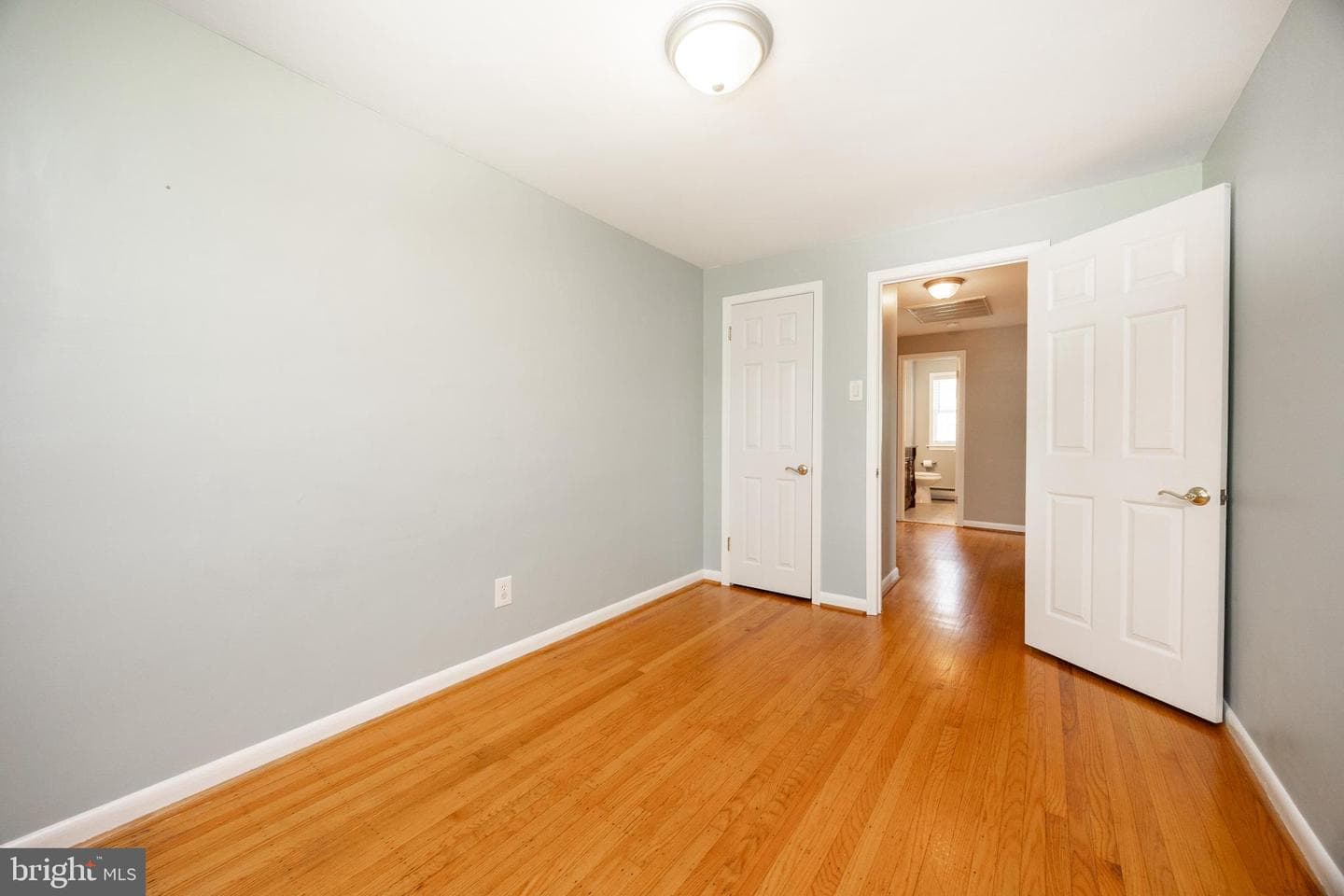 111 Brookside Road photo 25