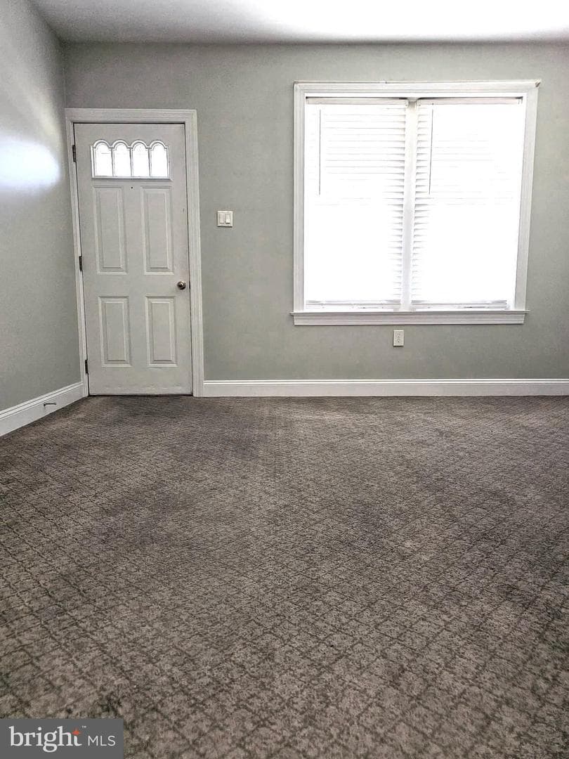 710 Saville Avenue photo 12