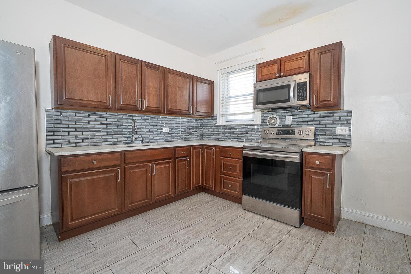 232 Copley Road photo 17