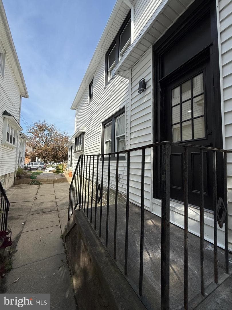 1016 Whitby Avenue photo 44