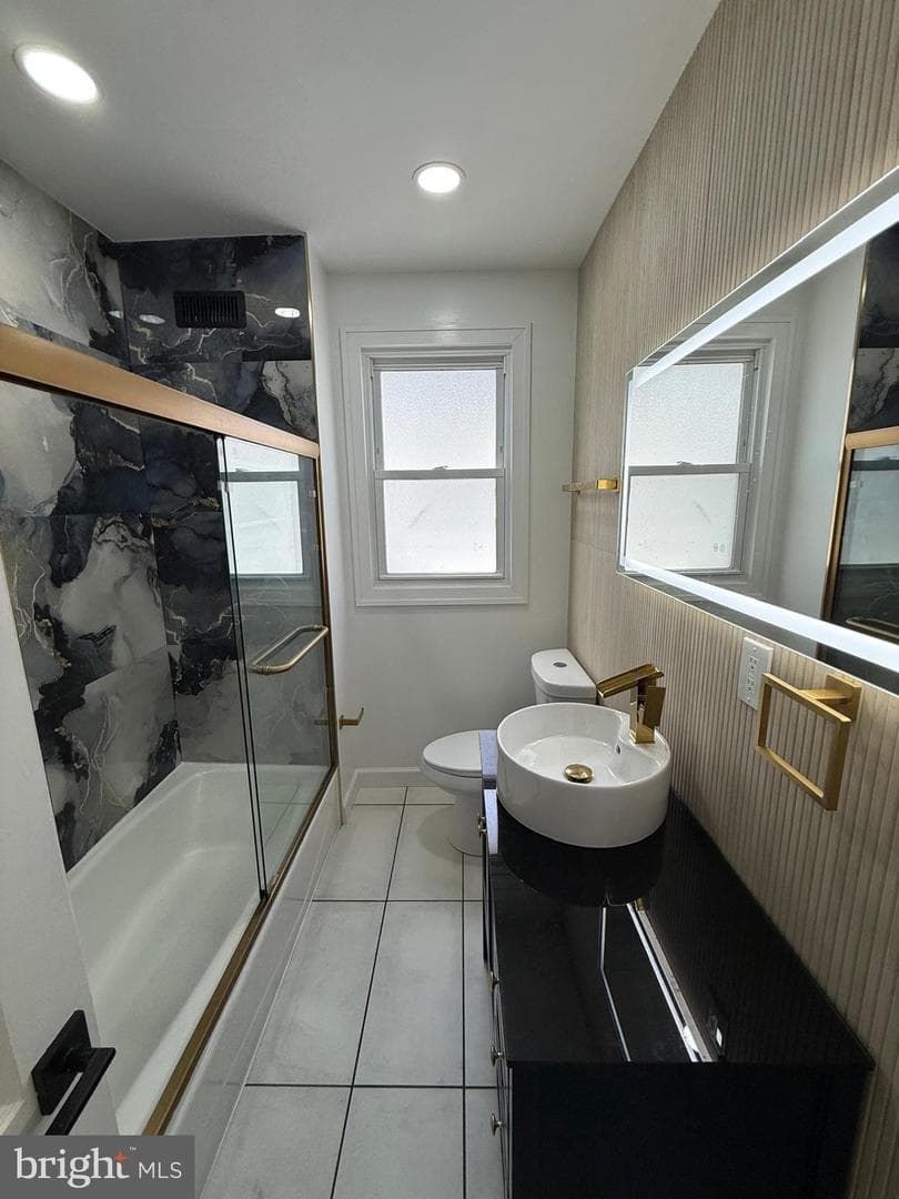 1016 Whitby Avenue photo 52