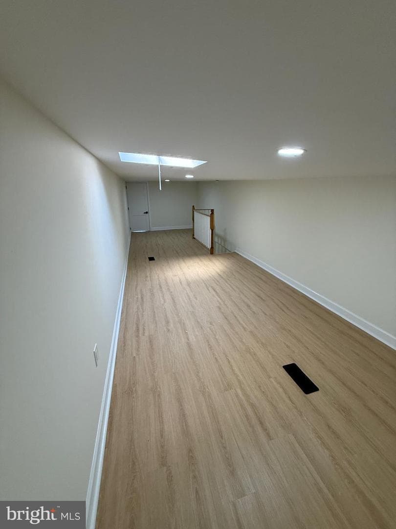 1016 Whitby Avenue photo 68