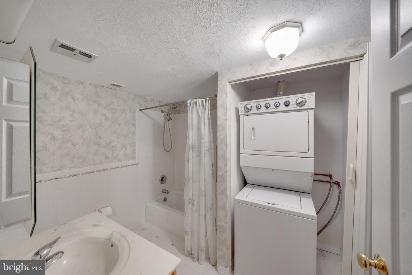 510 N Lemon Street #d-4 photo 16