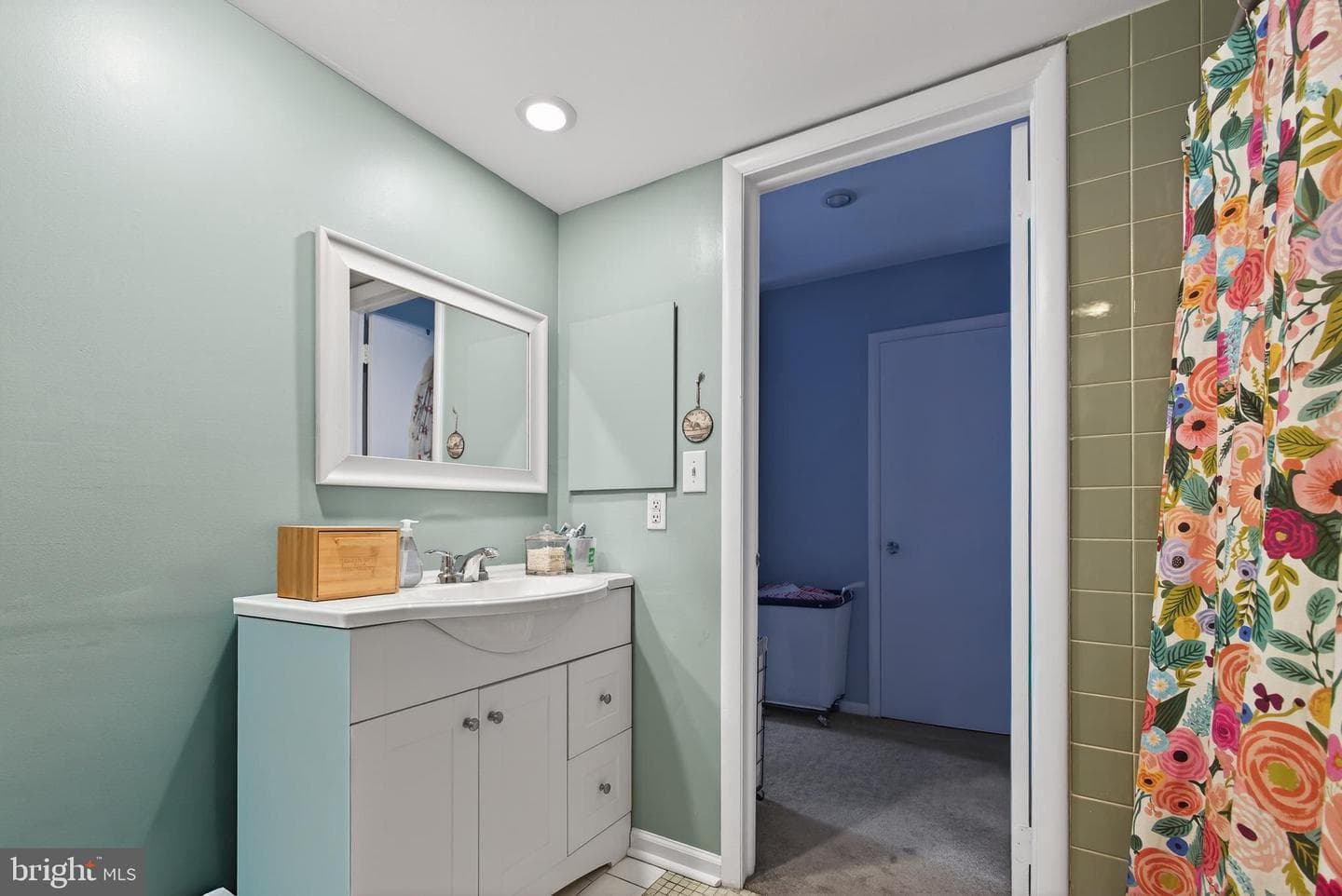 202 E Chelsea Circle photo 15