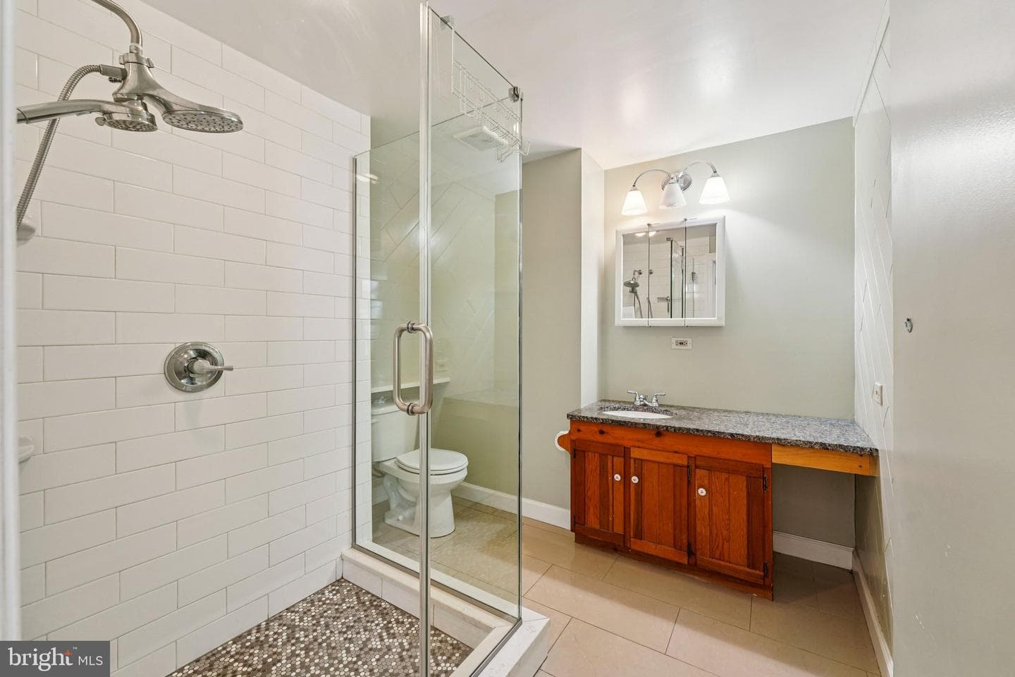 606 Mason Avenue photo 28