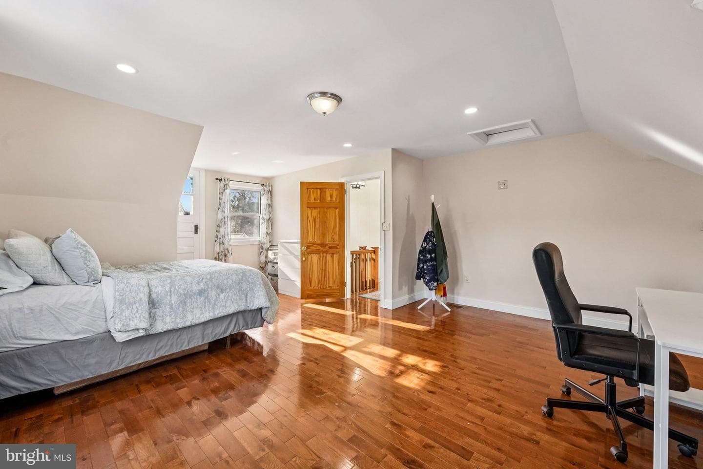 606 Mason Avenue photo 37