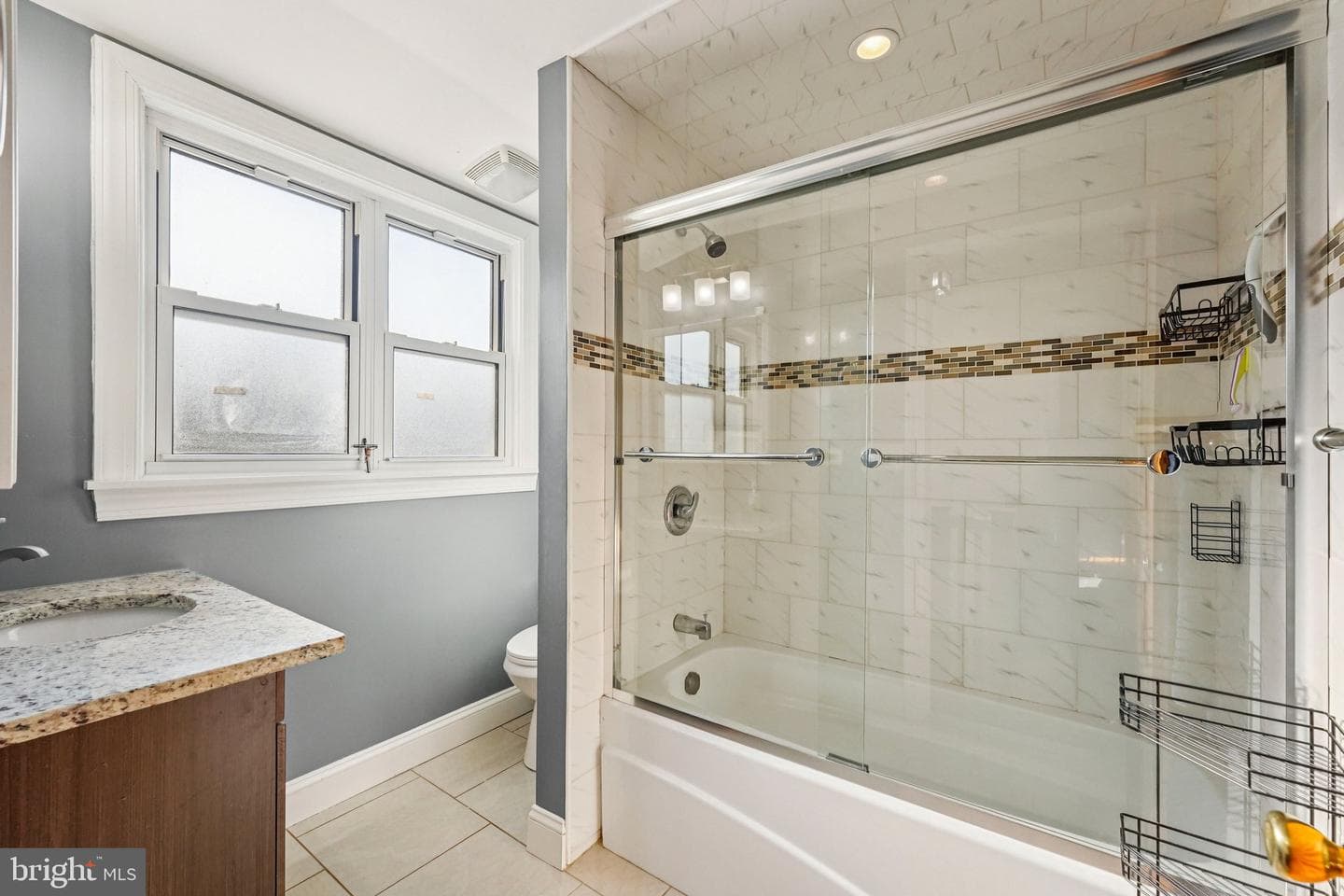 606 Mason Avenue photo 40
