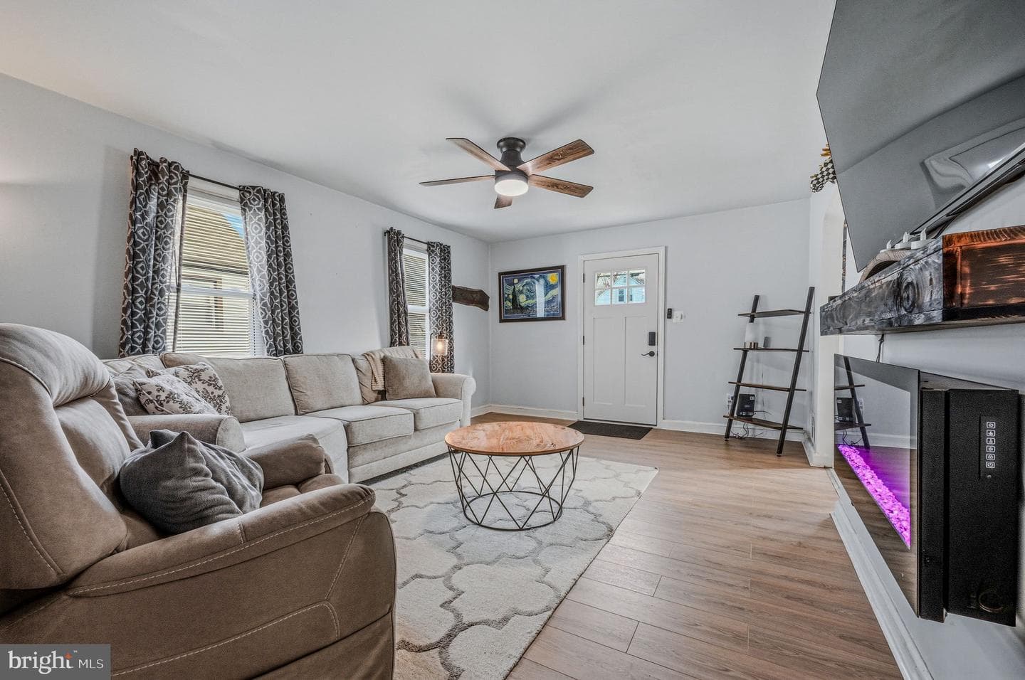 4906 Shepherd Street photo 6