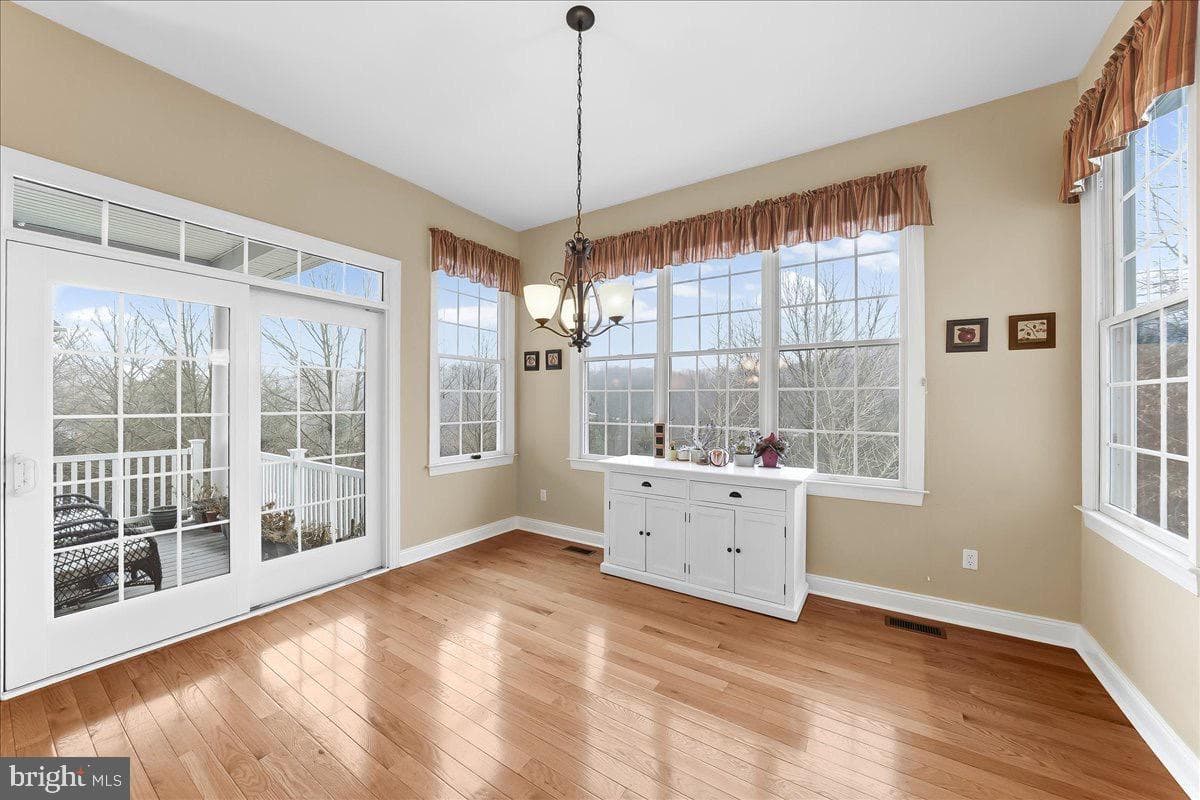 42 Cassin Hill Dr photo 17